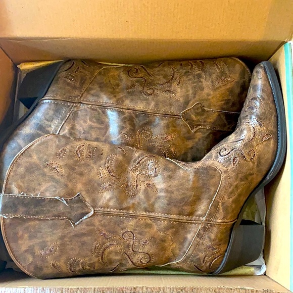 Ropper Cowboy Boot - Picture 1 of 4